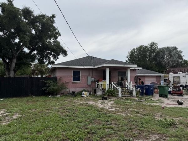 5207 E 20TH AVENUE, TAMPA, FL 33619