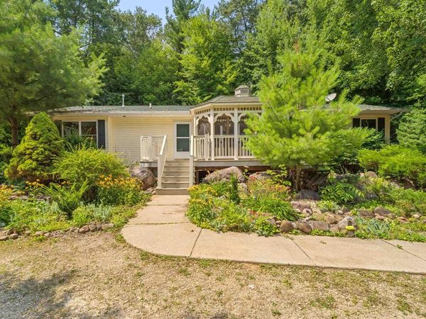 9472 HOPI LANE, Fremont, WI 54940