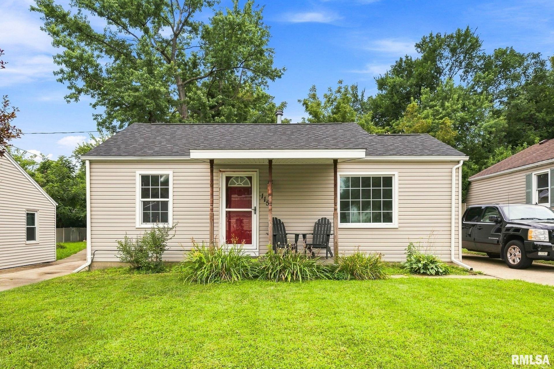 115 W Mcclure Avenue, Bartonville, IL 61607 Main Photo