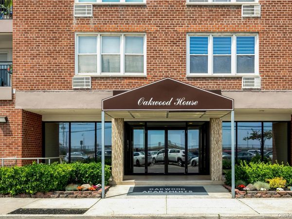 1 E Broadway, Unit 5G, Long Beach, NY 11561