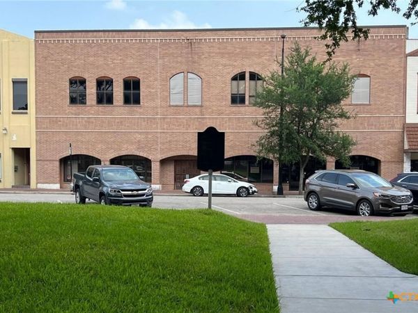 114 N Main Street , Unit 3, Victoria, TX 77901