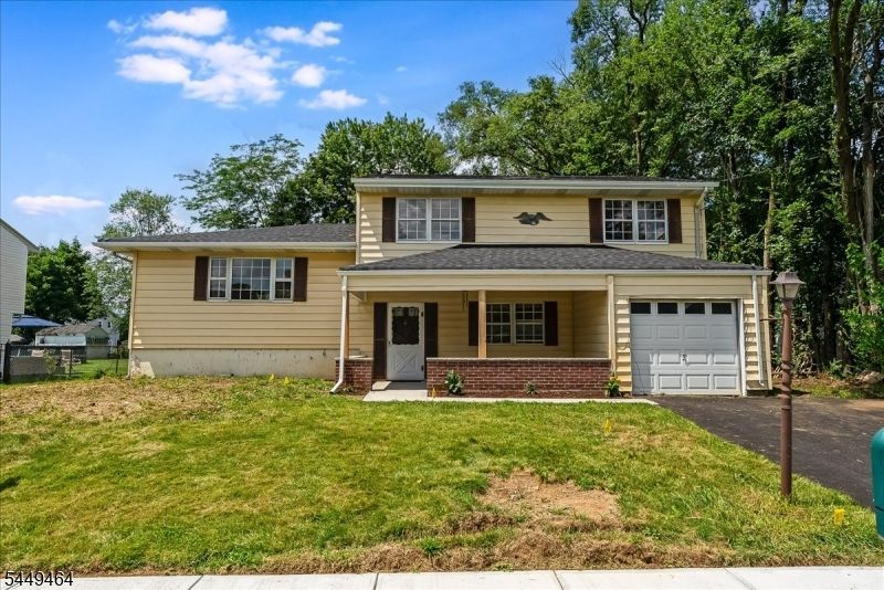 125 Clover Hill Dr, Mount Olive, NJ 07836 Main Photo