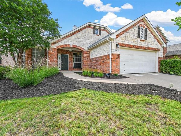 1711 Peregrine Drive, Corinth, TX 76210