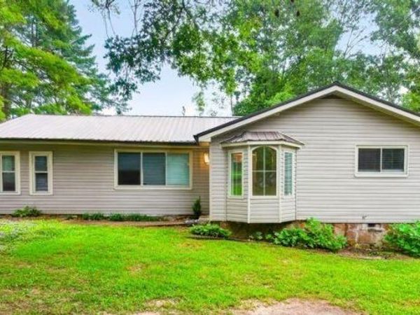 89 Alexander Way, Lookout Mountain, GA 30750