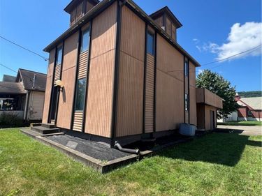 2147 College Avenue, Elmira, NY 14903