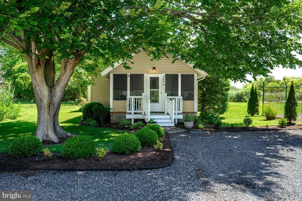 104 BONFIELD AVENUE, OXFORD, MD 21654