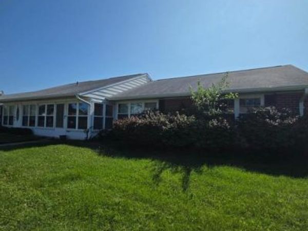 1198 SHETLAND DRIVE, LAKEWOOD, NJ 08701