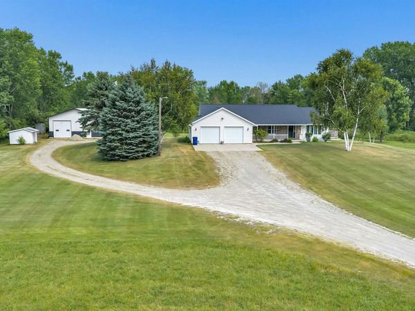 956 YUREK ROAD, Pulaski, WI 54162