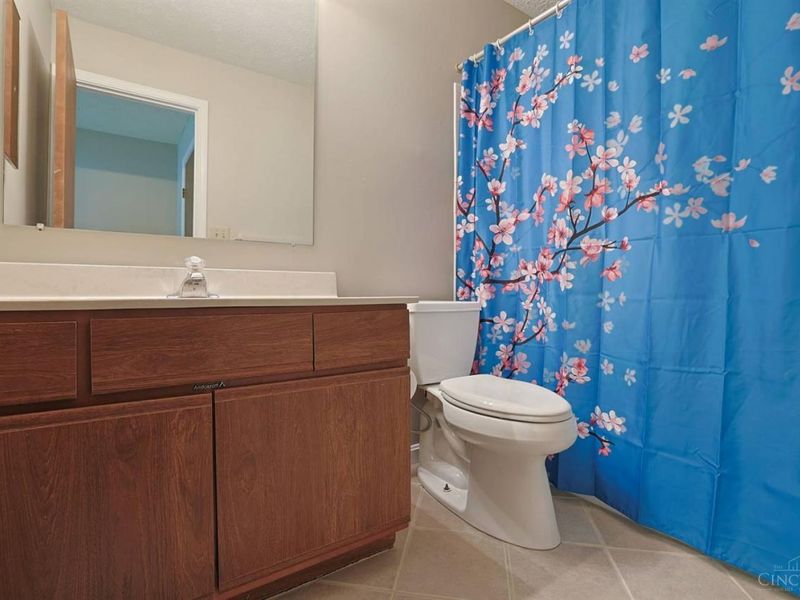 5982 Meadowcreek Drive, Unit 3, Miami Twp, OH 45150 Photo 14