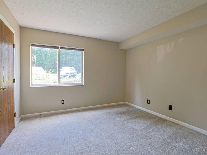 5982 Meadowcreek Drive, Unit 3, Miami Twp, OH 45150 Photo 15