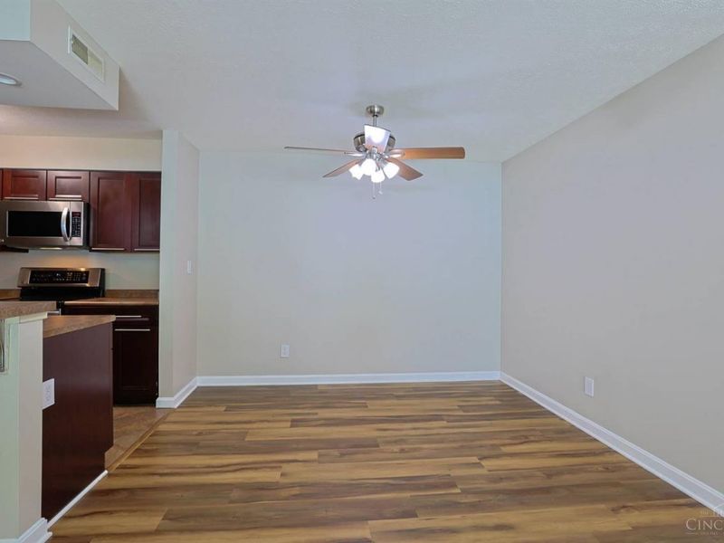 5982 Meadowcreek Drive, Unit 3, Miami Twp, OH 45150 Photo 6