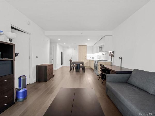 13103 40th Road, Unit 11D, Flushing, NY 11354