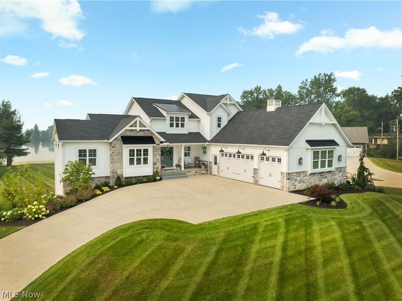 5768 Springlake Road NW, Canton, OH 44718 Photo 1