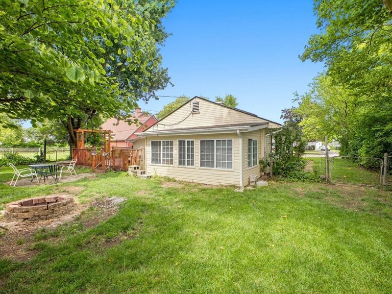 367 Yarmouth Lane, Columbus, OH 43228 Photo 25