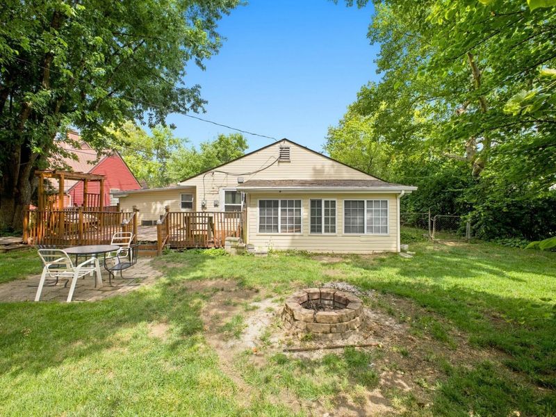 367 Yarmouth Lane, Columbus, OH 43228 Photo 27