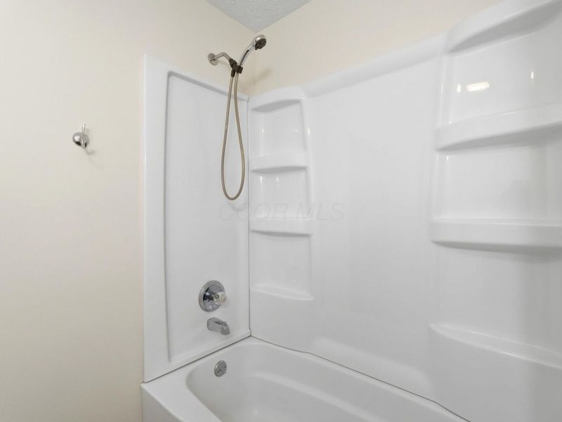571 South Street , Delaware, OH 43015 Photo 18