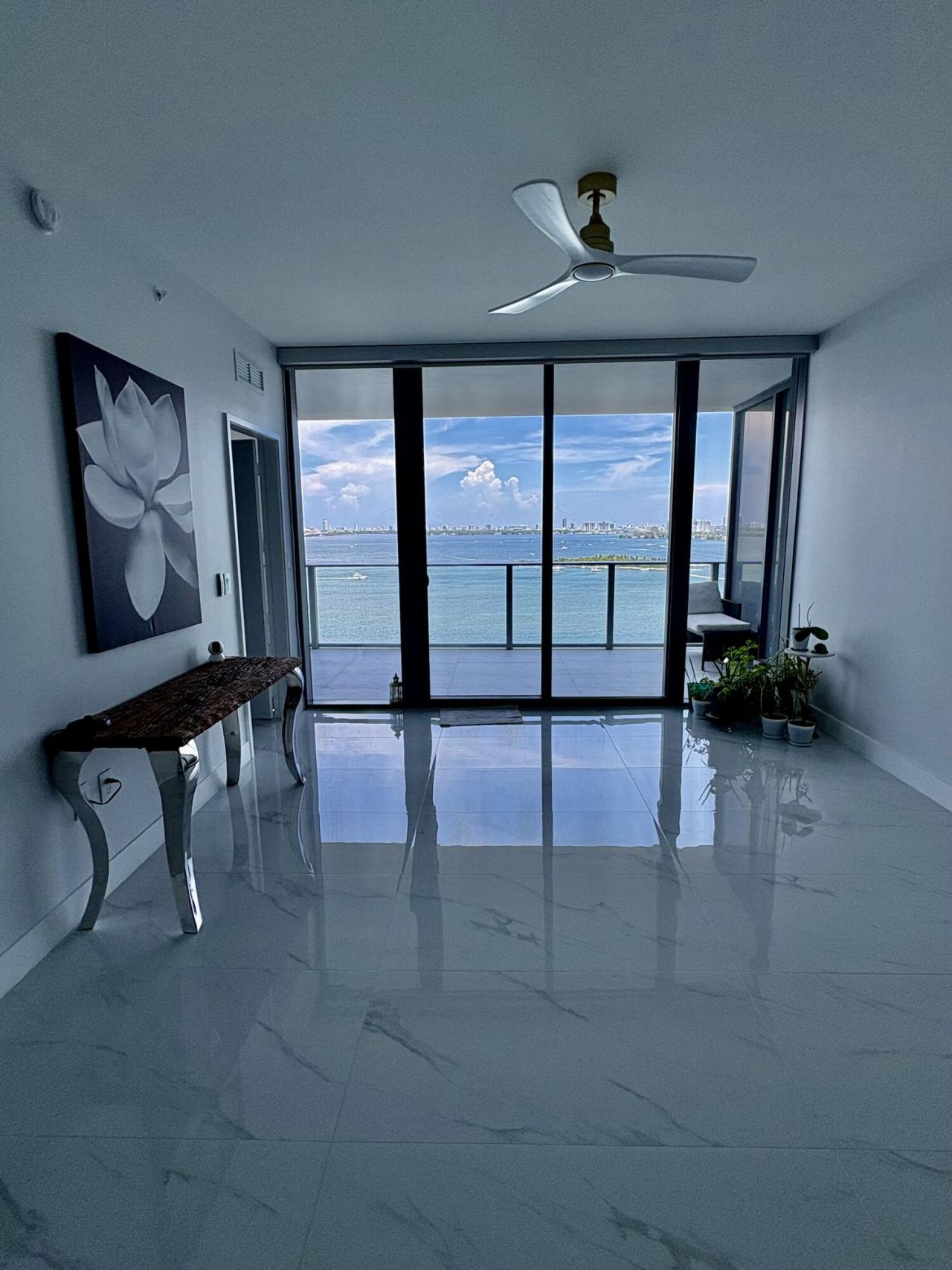 700 NE 24th Street, Unit 1606, Miami, FL 33137 Photo