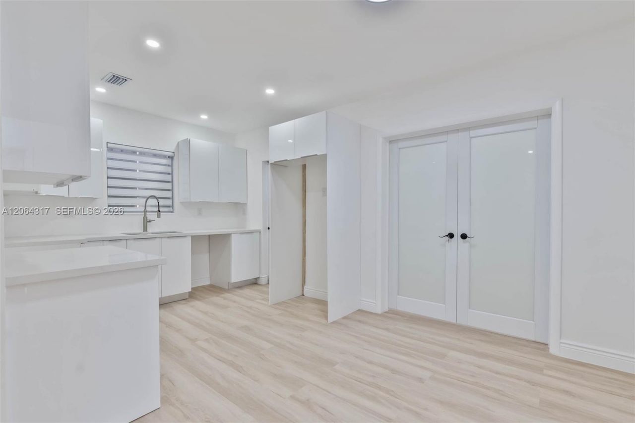 583 NW 47th Ter, Miami, FL 33127 Photo