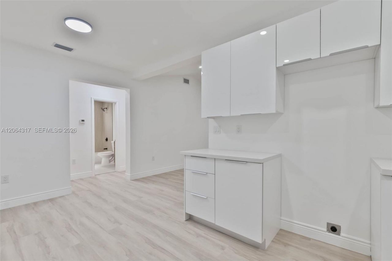 583 NW 47th Ter, Miami, FL 33127 Photo