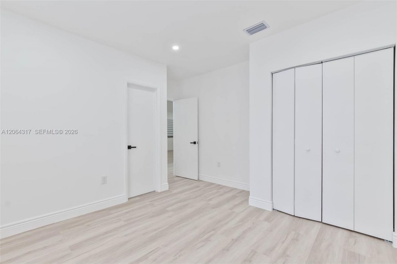 583 NW 47th Ter, Miami, FL 33127 Photo