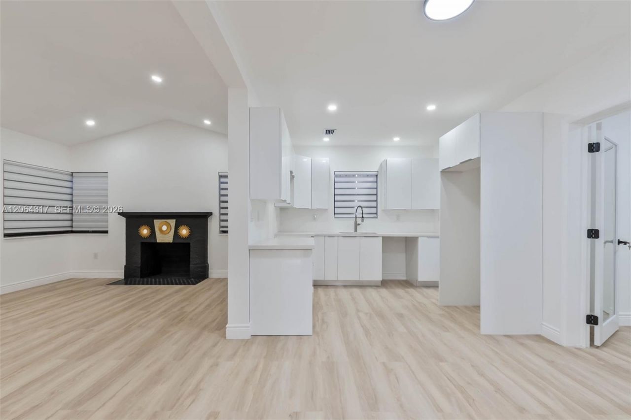583 NW 47th Ter, Miami, FL 33127 Photo