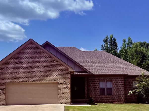 527 Co Rd 28, Florence, AL 35634