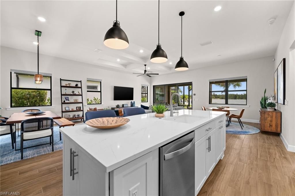 19025 Aqua Shore Dr, Fort Myers, FL 33913 Photo