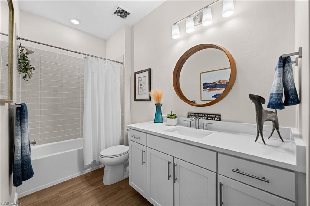 19025 Aqua Shore Dr, Fort Myers, FL 33913 Photo