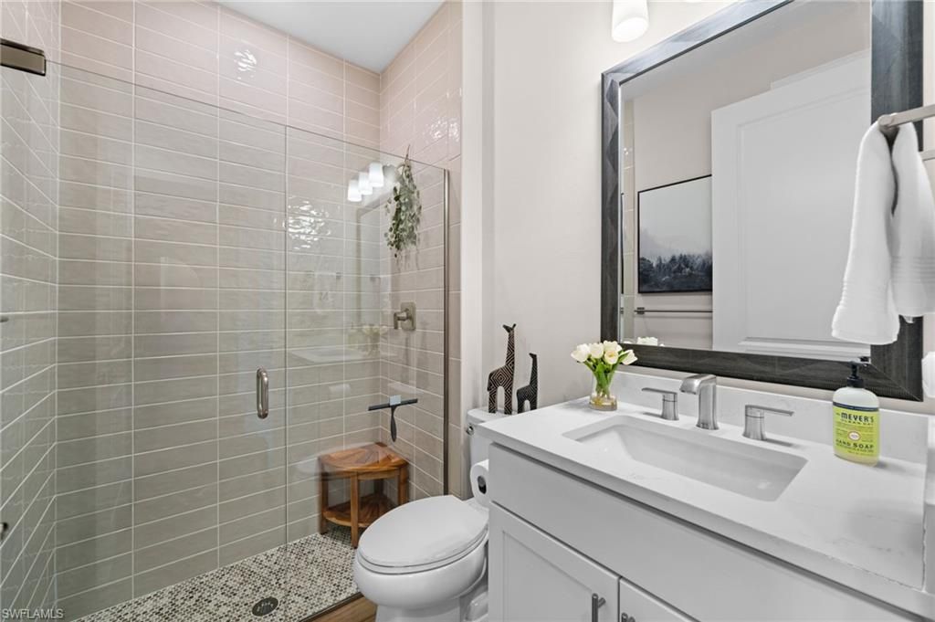 19025 Aqua Shore Dr, Fort Myers, FL 33913 Photo