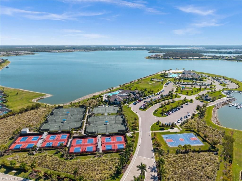19025 Aqua Shore Dr, Fort Myers, FL 33913 Photo
