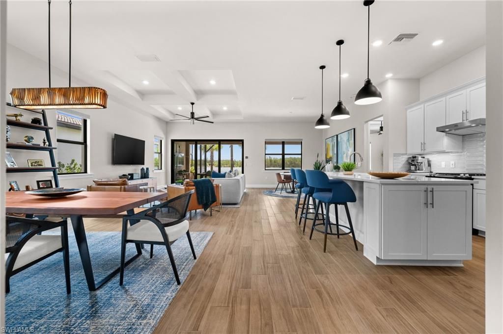 19025 Aqua Shore Dr, Fort Myers, FL 33913 Photo
