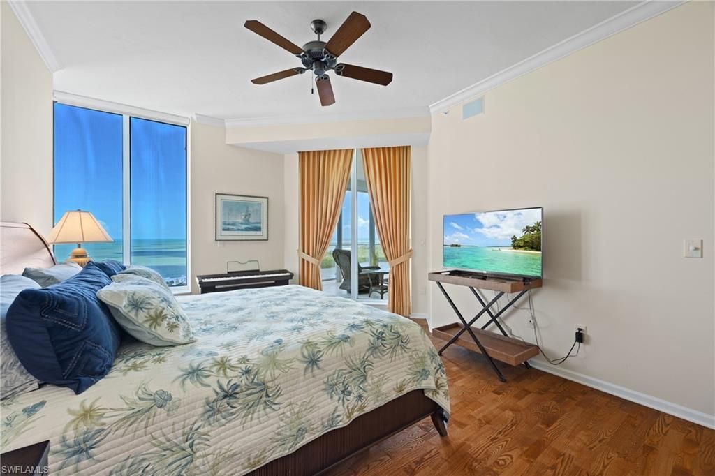 60 Seagate Dr , Unit 105, Naples, FL 34103 Photo