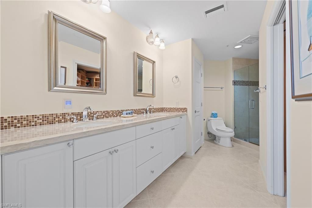 60 Seagate Dr , Unit 105, Naples, FL 34103 Photo