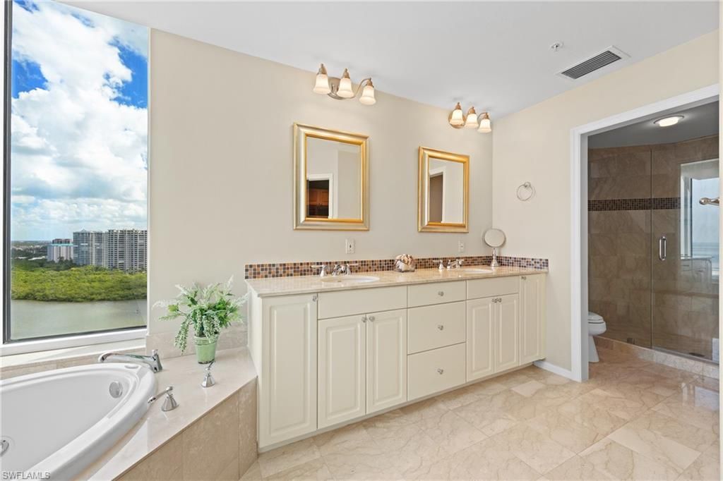 60 Seagate Dr , Unit 105, Naples, FL 34103 Photo