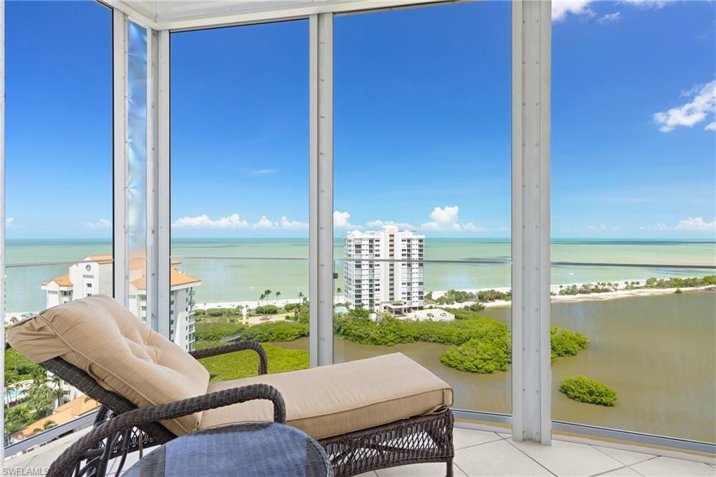 60 Seagate Dr , Unit 105, Naples, FL 34103 Photo