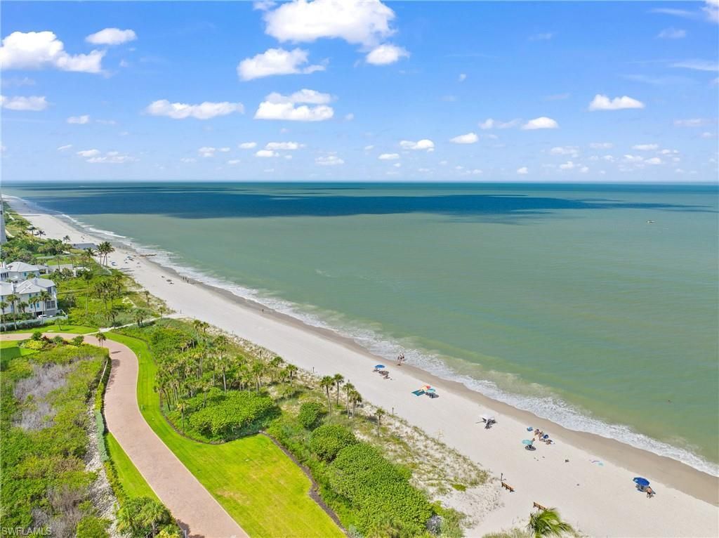 60 Seagate Dr , Unit 105, Naples, FL 34103 Photo