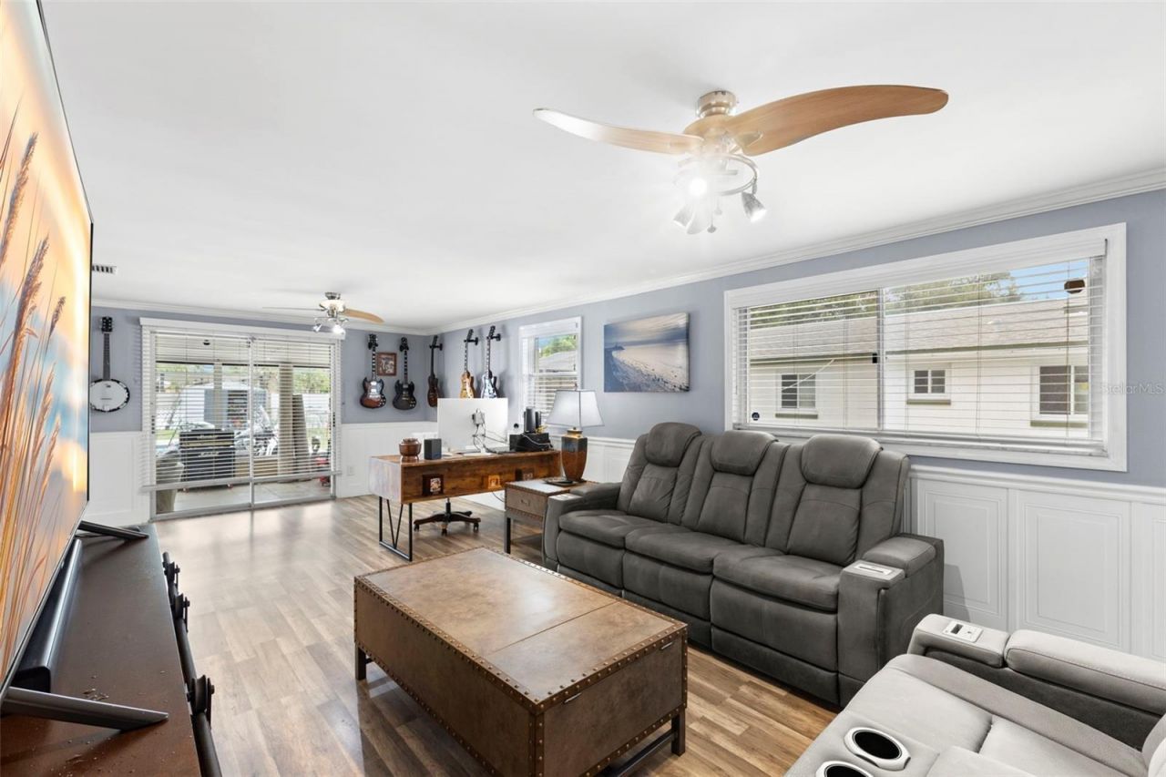 5210 6th Street S, Saint Petersburg, FL 33705 Photo