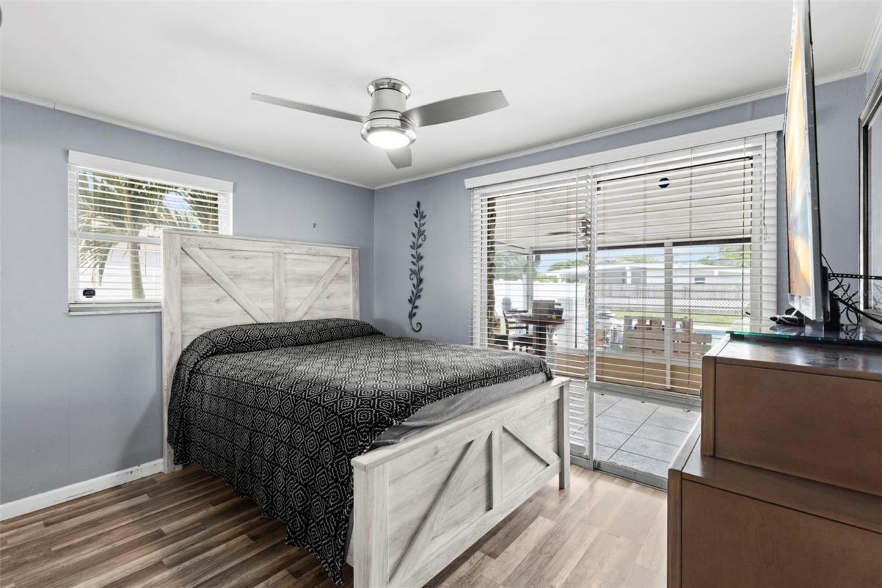 5210 6th Street S, Saint Petersburg, FL 33705 Photo