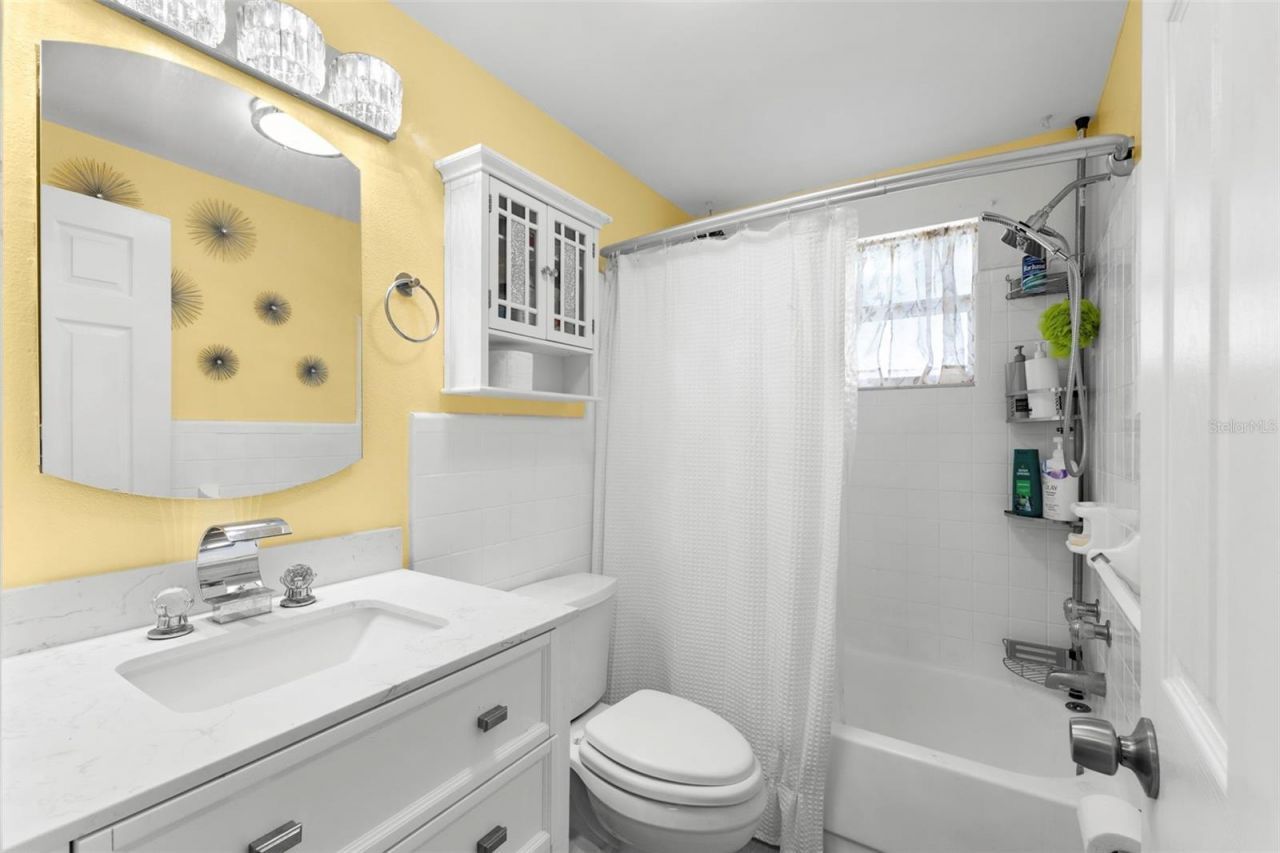 5210 6th Street S, Saint Petersburg, FL 33705 Photo