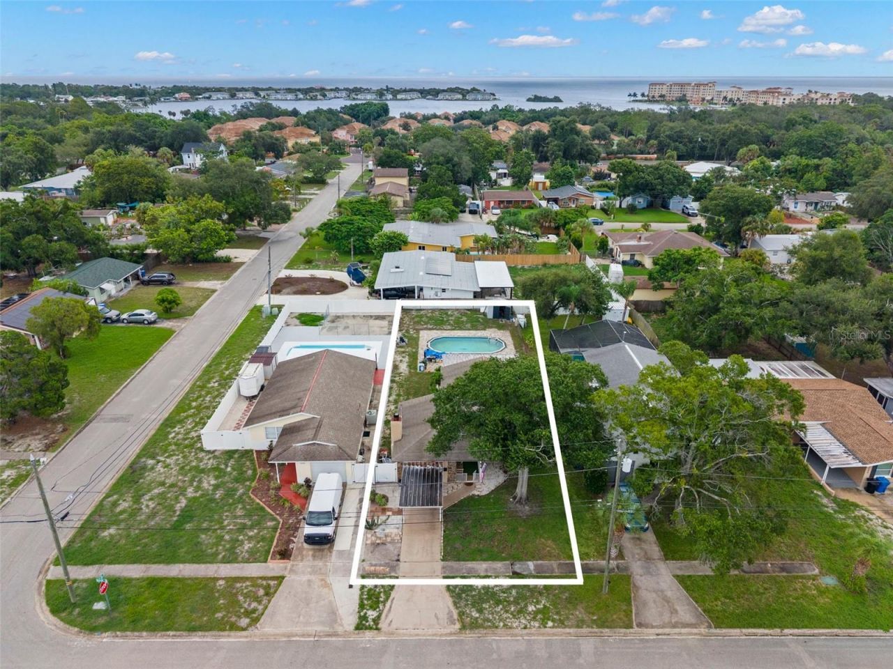 5210 6th Street S, Saint Petersburg, FL 33705 Photo