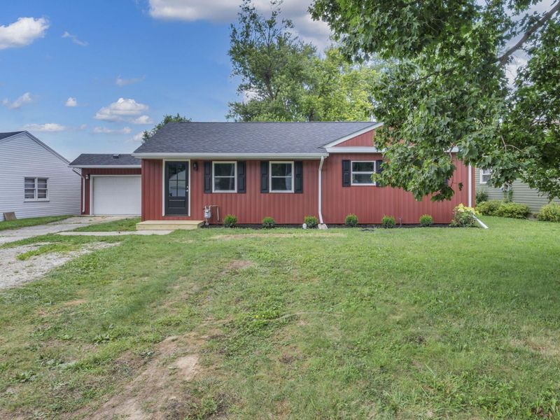 1434 Grimes Circle, Urbana, OH 43078 Photo 2