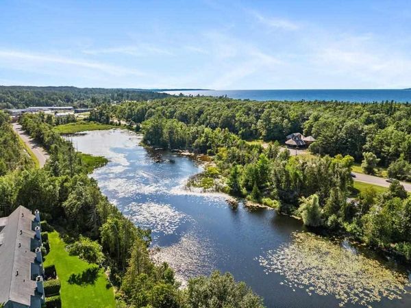 1551 Konle, Unit 15, Petoskey, MI 49770