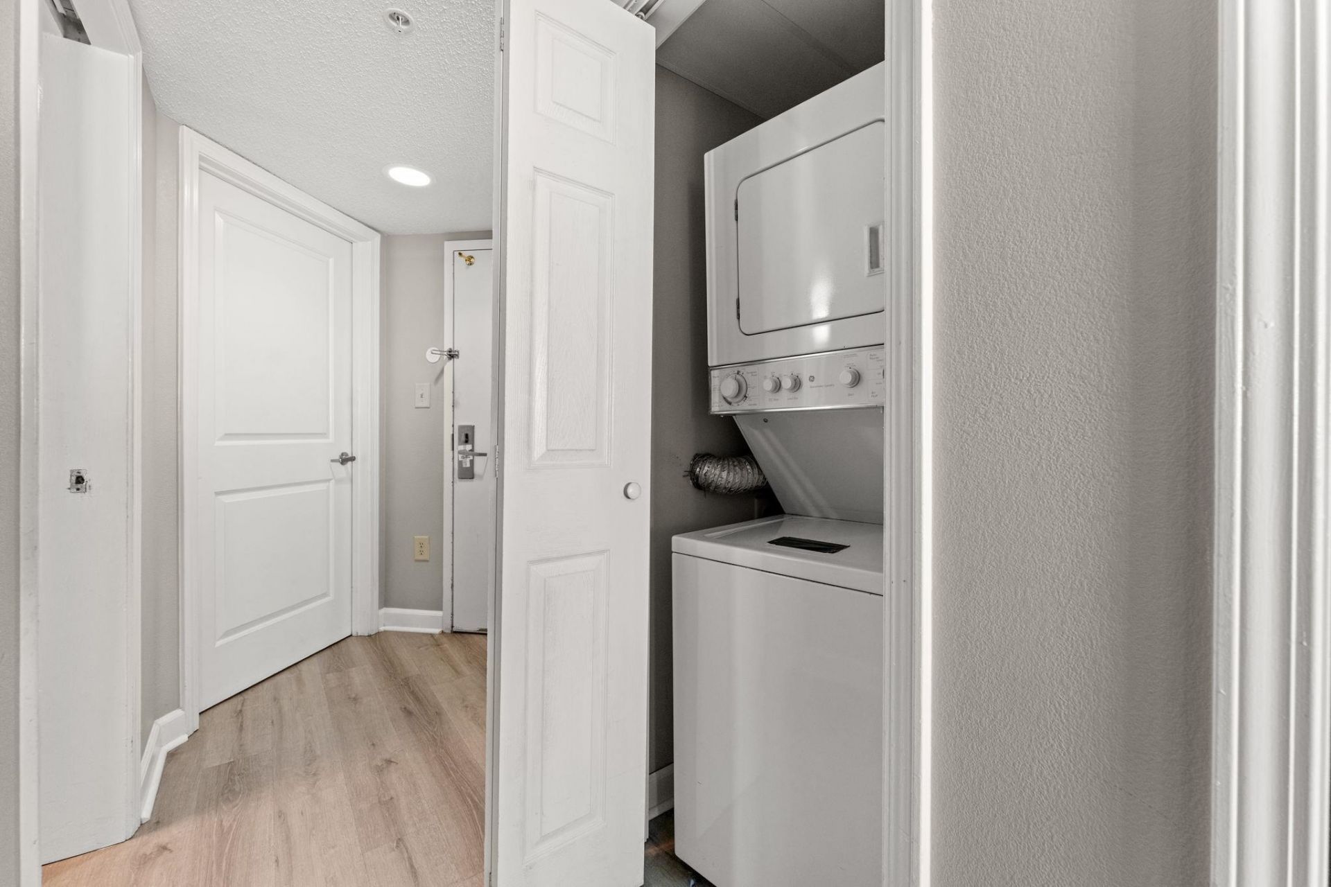 5300 N Ocean Blvd. Photo 18
