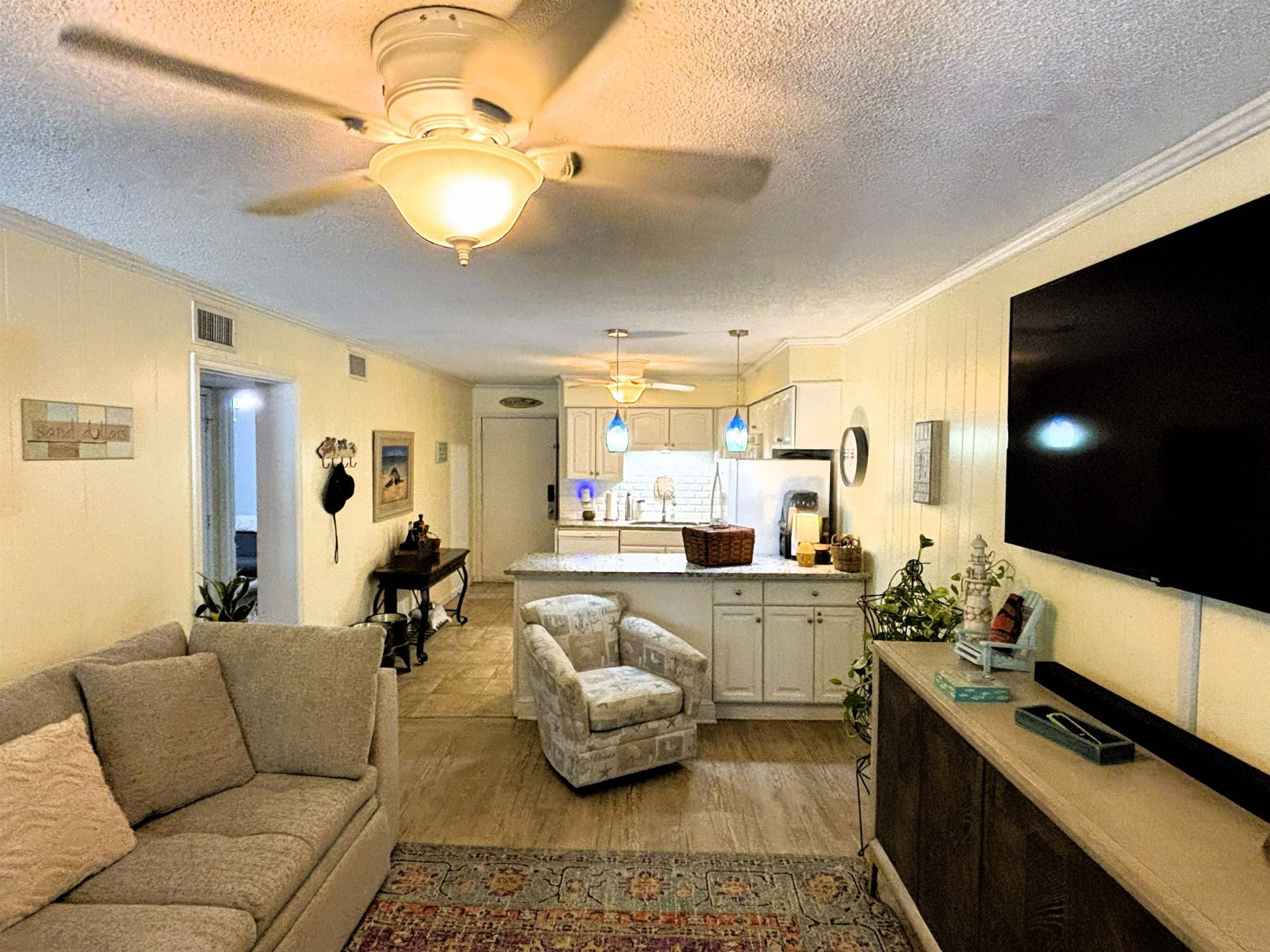 191 Maison Dr. Photo 6
