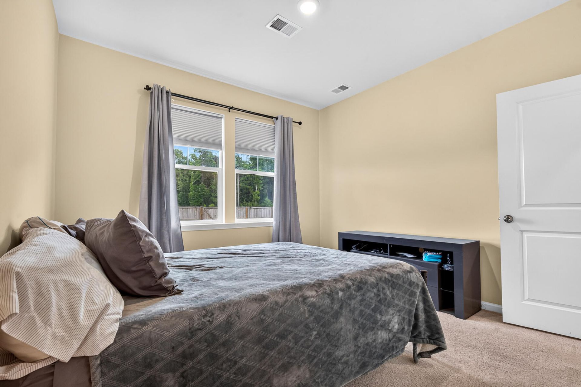 609 Squire Pope Road Photo 21