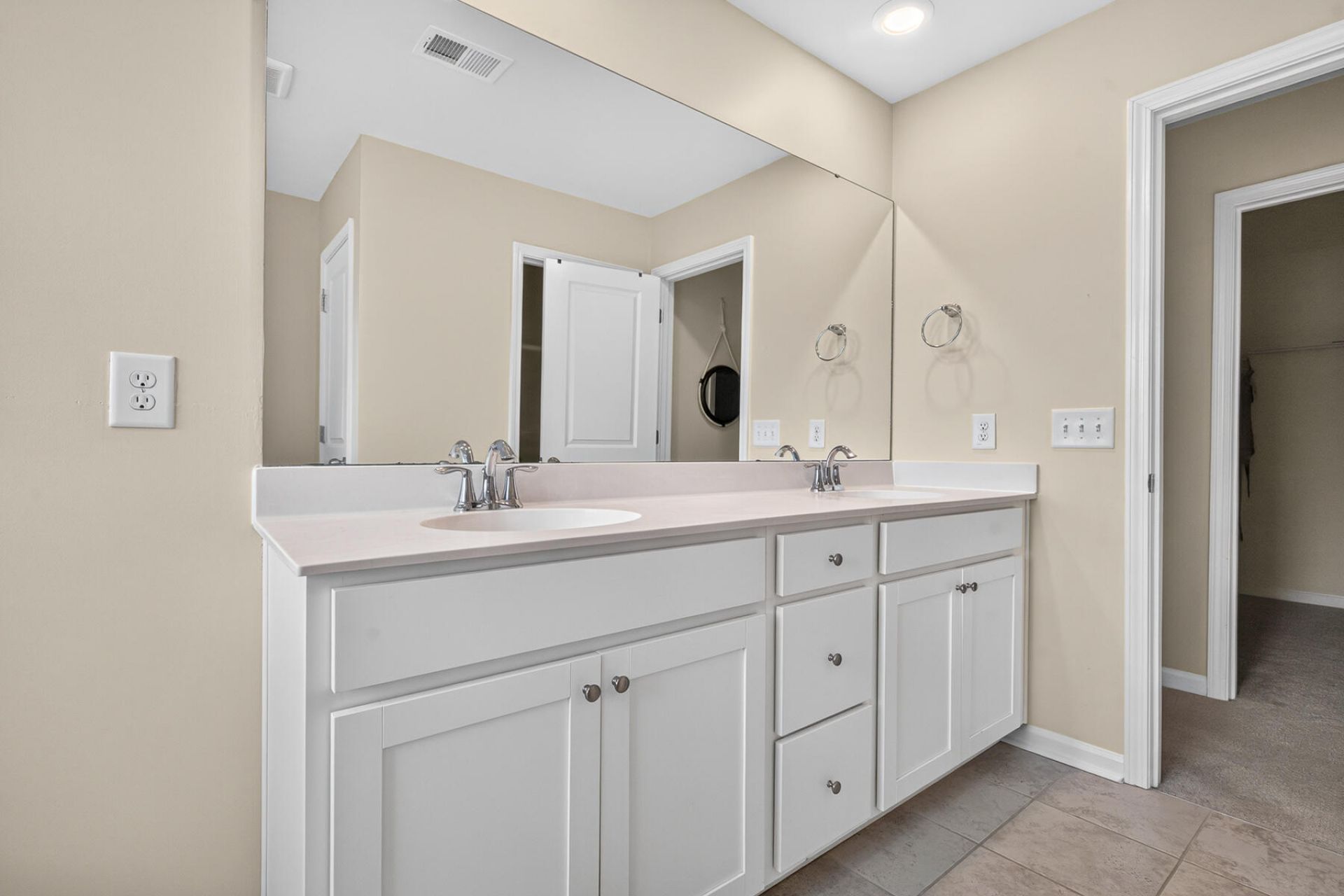 609 Squire Pope Road Photo 27