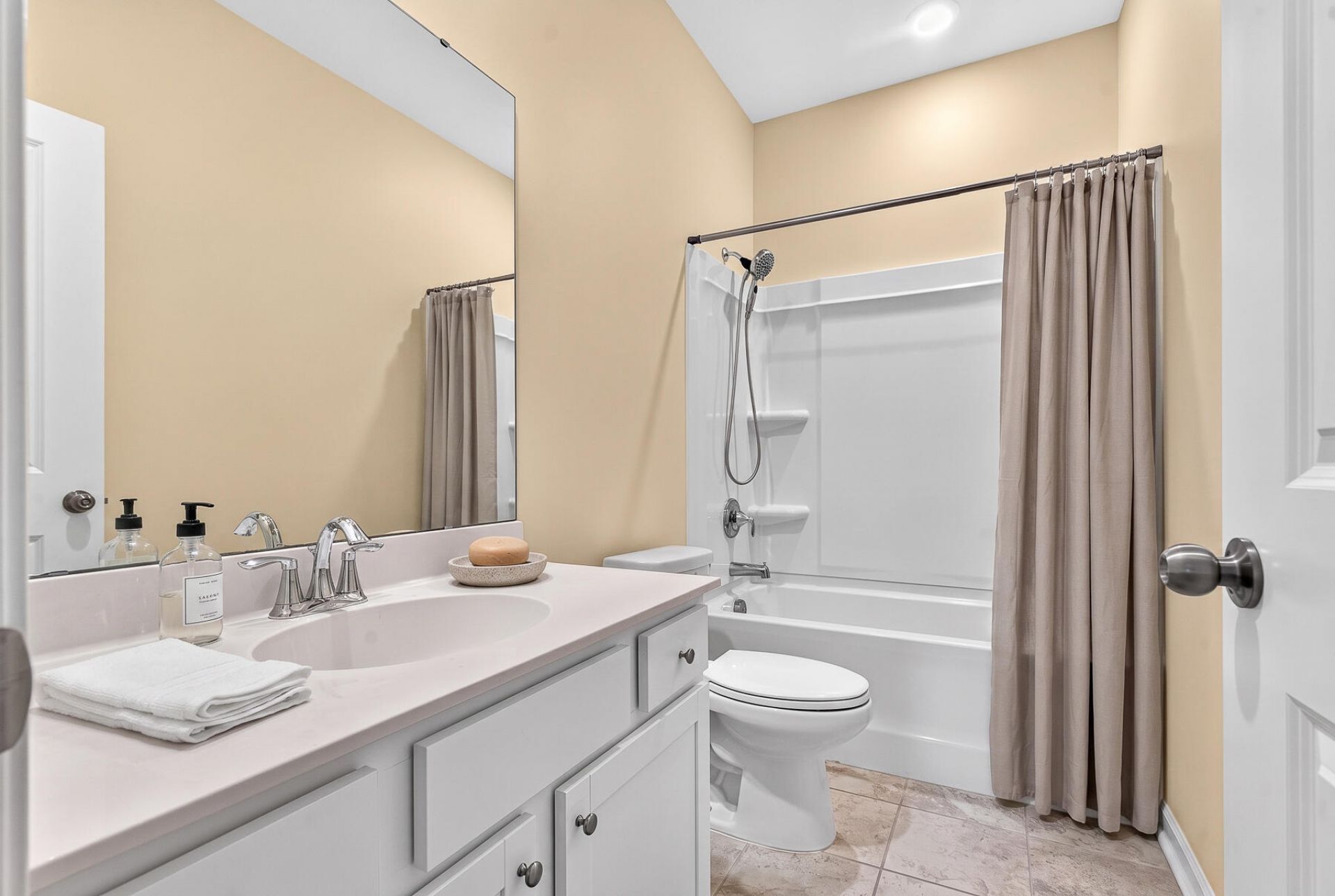 609 Squire Pope Road Photo 32