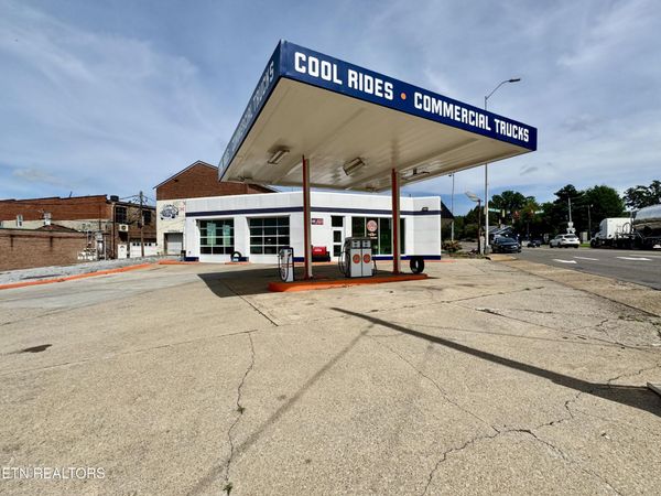 224 E Madison Ave, Athens, TN 37303