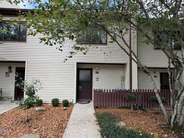72 Wilshire Heights Drive, Crossville, TN 38558