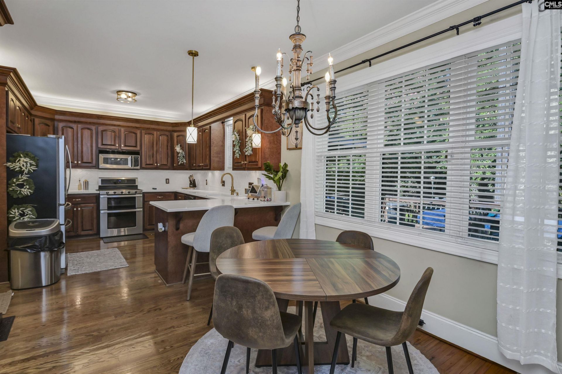 204 Shoal Creek Circle  Photo 4